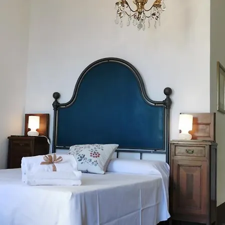 Casa Alfiero Bed & Breakfast *